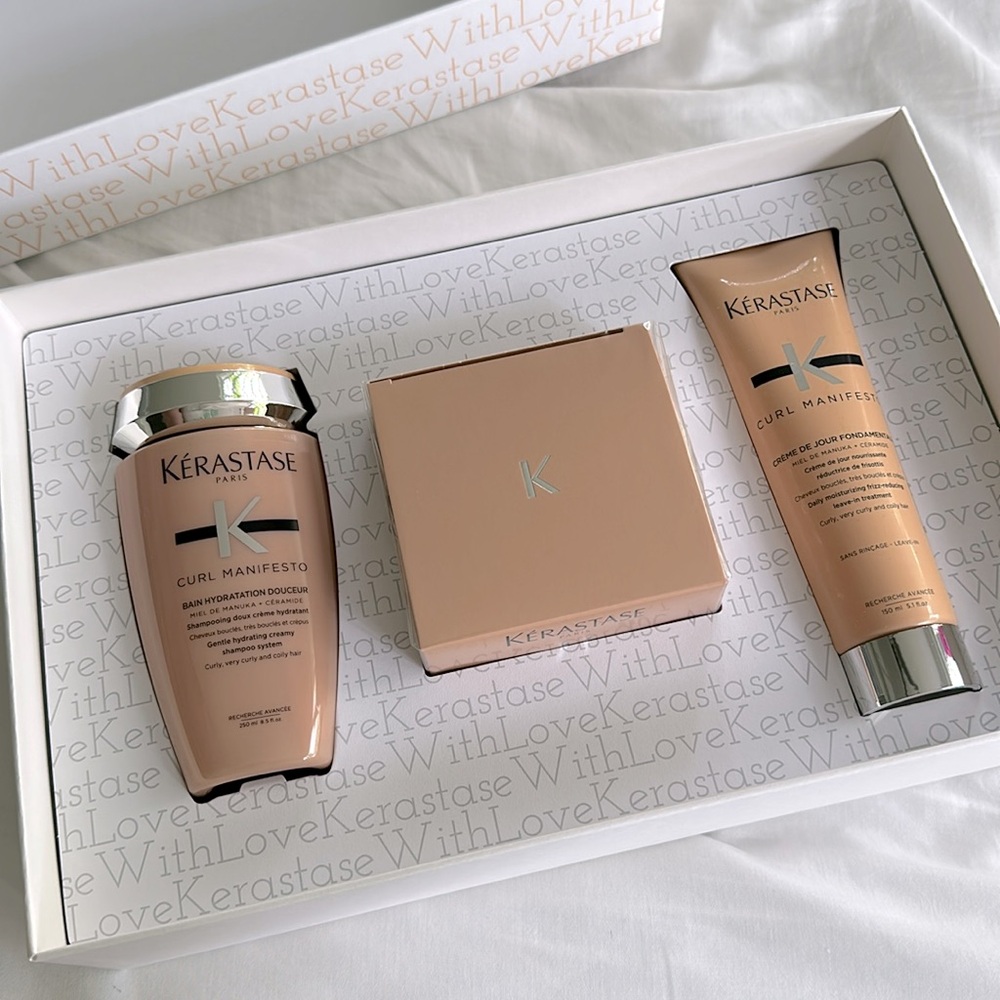 Kerastase Curl Manifesto gift set (Shampoo, mask, and leave-in treatment). NWT.